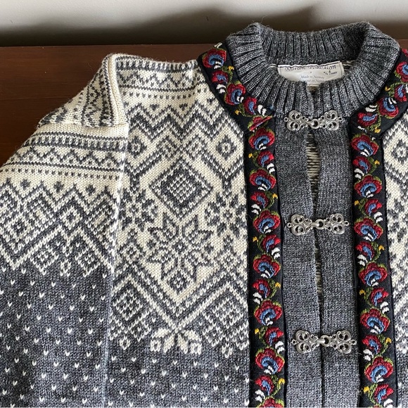 Vintage 100% Pure New Wool Nordic Traditions by Devold FairIsle Cardigan Sweater - Picture 7 of 11